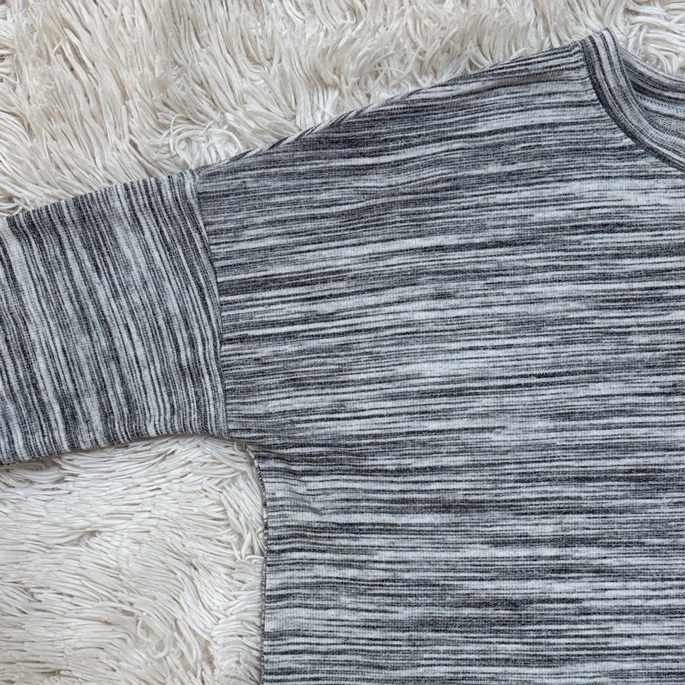 Cherish Striped Henley 💗 Black & Gray - Picture 5 of 14